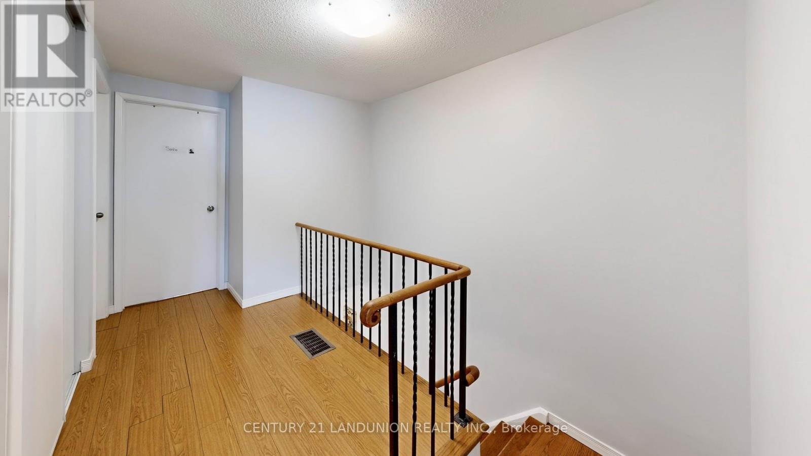 132 Silver Springs Boulevard, Toronto, Ontario  M1V 1N1 - Photo 16 - E12536284