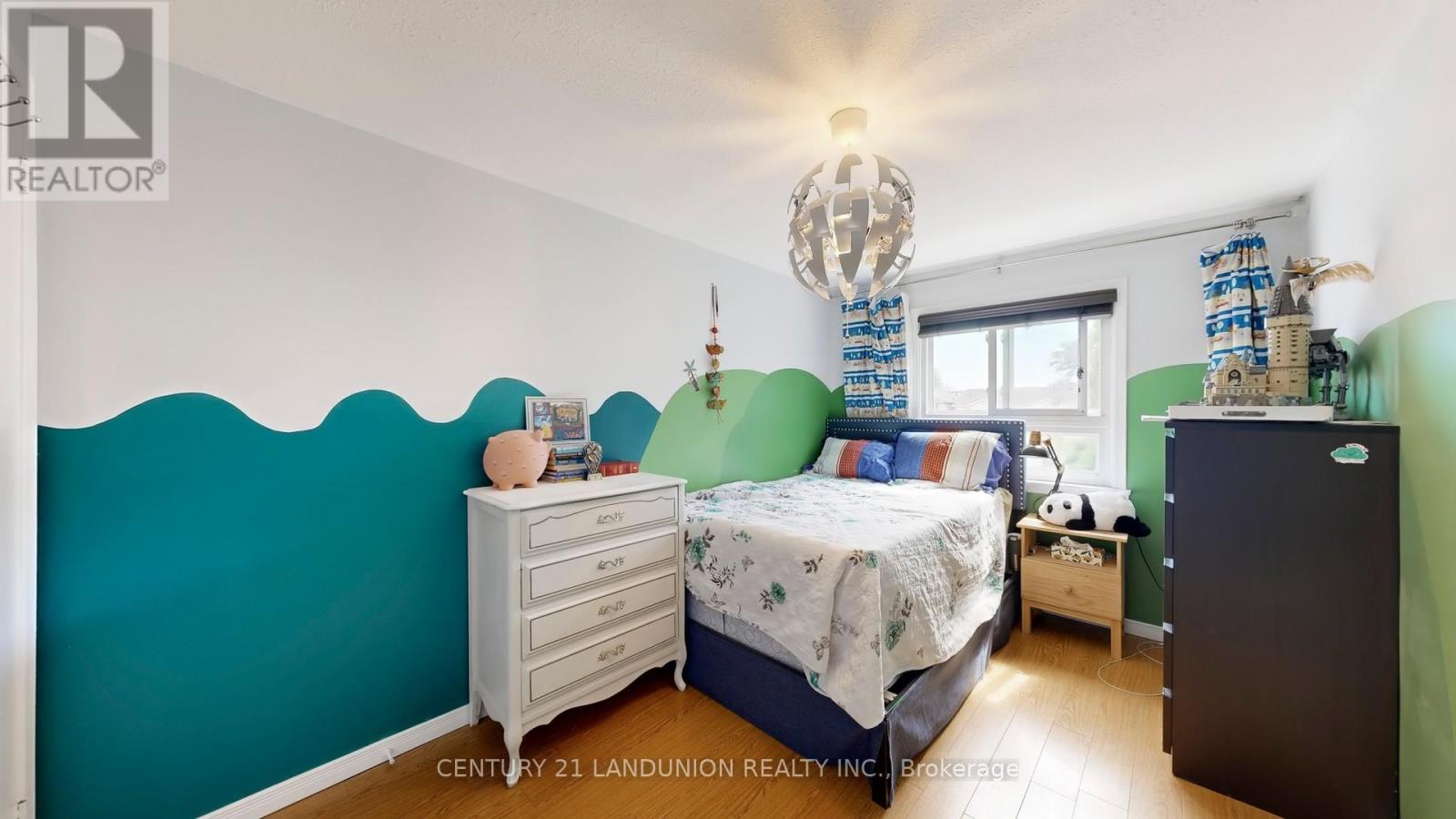 132 Silver Springs Boulevard, Toronto, Ontario  M1V 1N1 - Photo 22 - E12536284