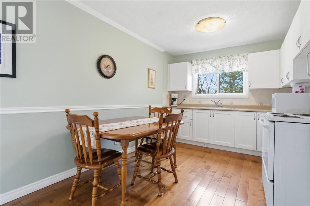 1566 Rose Court, Hanmer, Ontario  P3P 1A8 - Photo 6 - 2125620