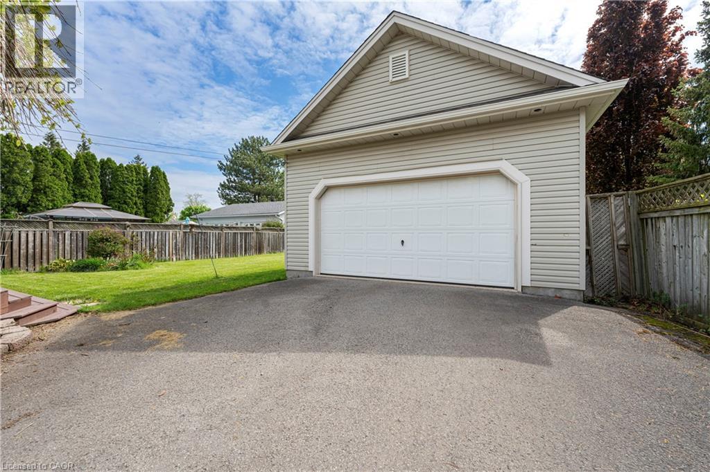 56 Dunkeld Avenue, St. Catharines, Ontario  L2M 4A7 - Photo 3 - 40787695