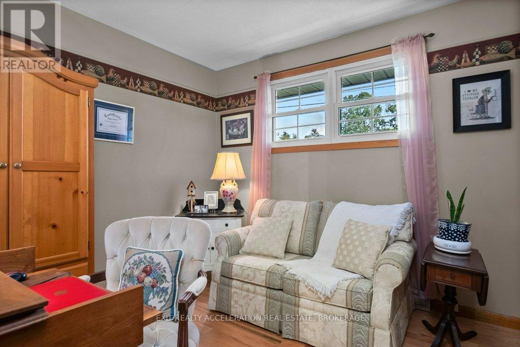 63 River Road, Greater Napanee, Ontario  K7R 3H3 - Photo 14 - X12536432