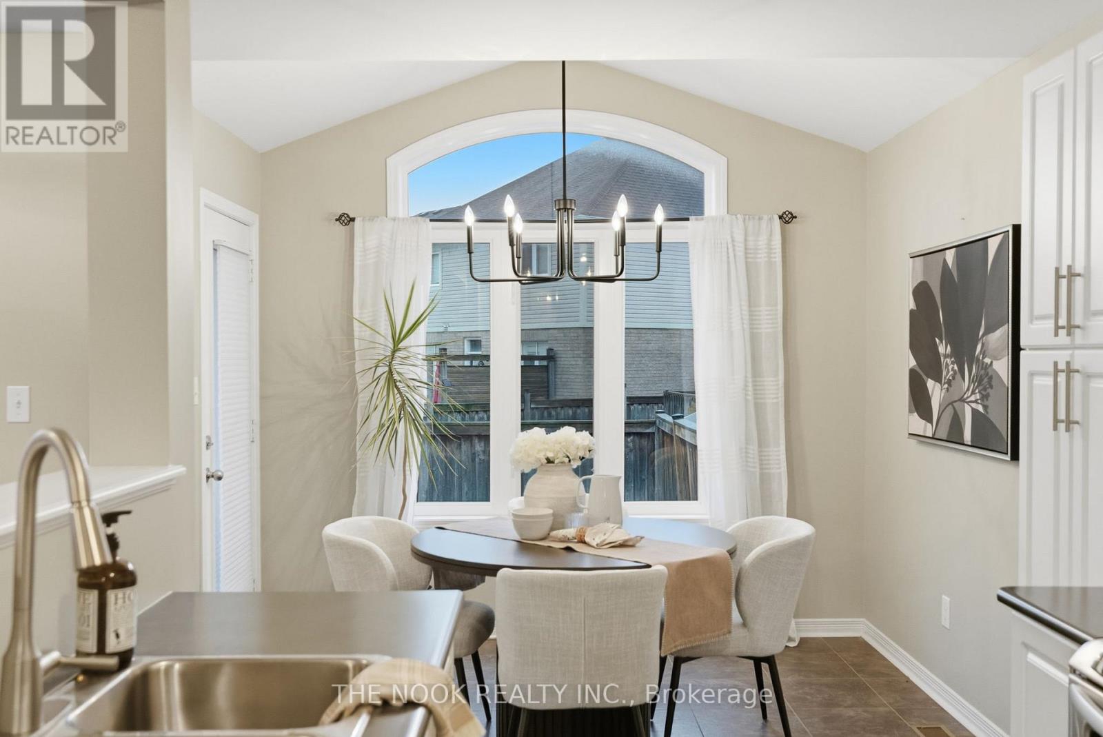 82 Westover Drive, Clarington, Ontario  L1C 0M6 - Photo 12 - E12536518