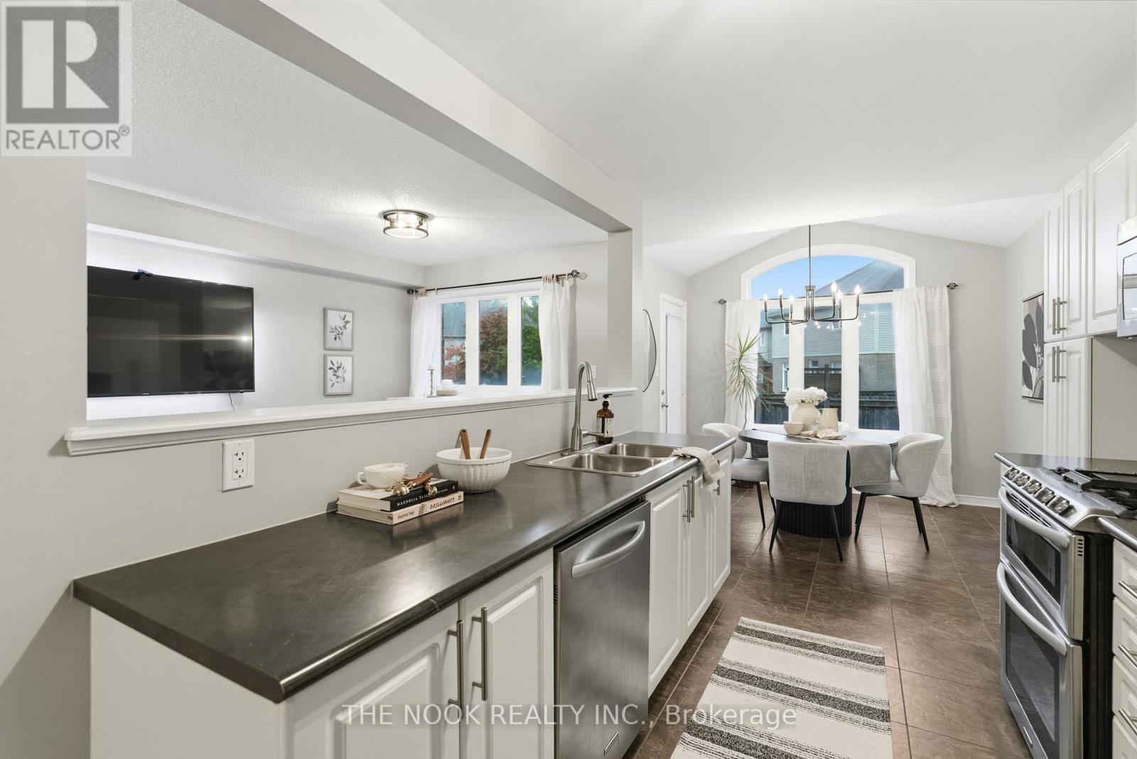 82 Westover Drive, Clarington, Ontario  L1C 0M6 - Photo 9 - E12536518