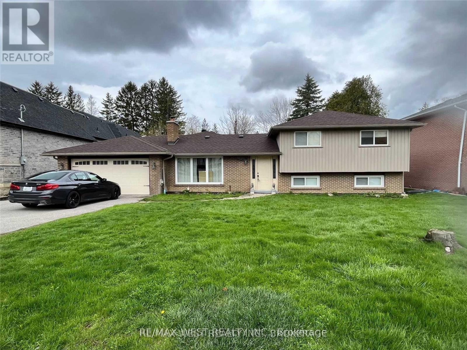 13150 KEELE STREET, King, Ontario