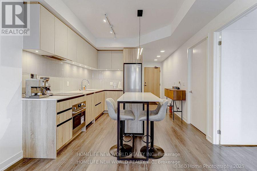 902 - 7950 Bathurst Street, Vaughan, Ontario  L4J 0L4 - Photo 15 - N12536106