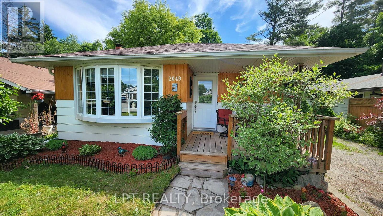 2049 NORTHERN AVENUE, Innisfil, Ontario