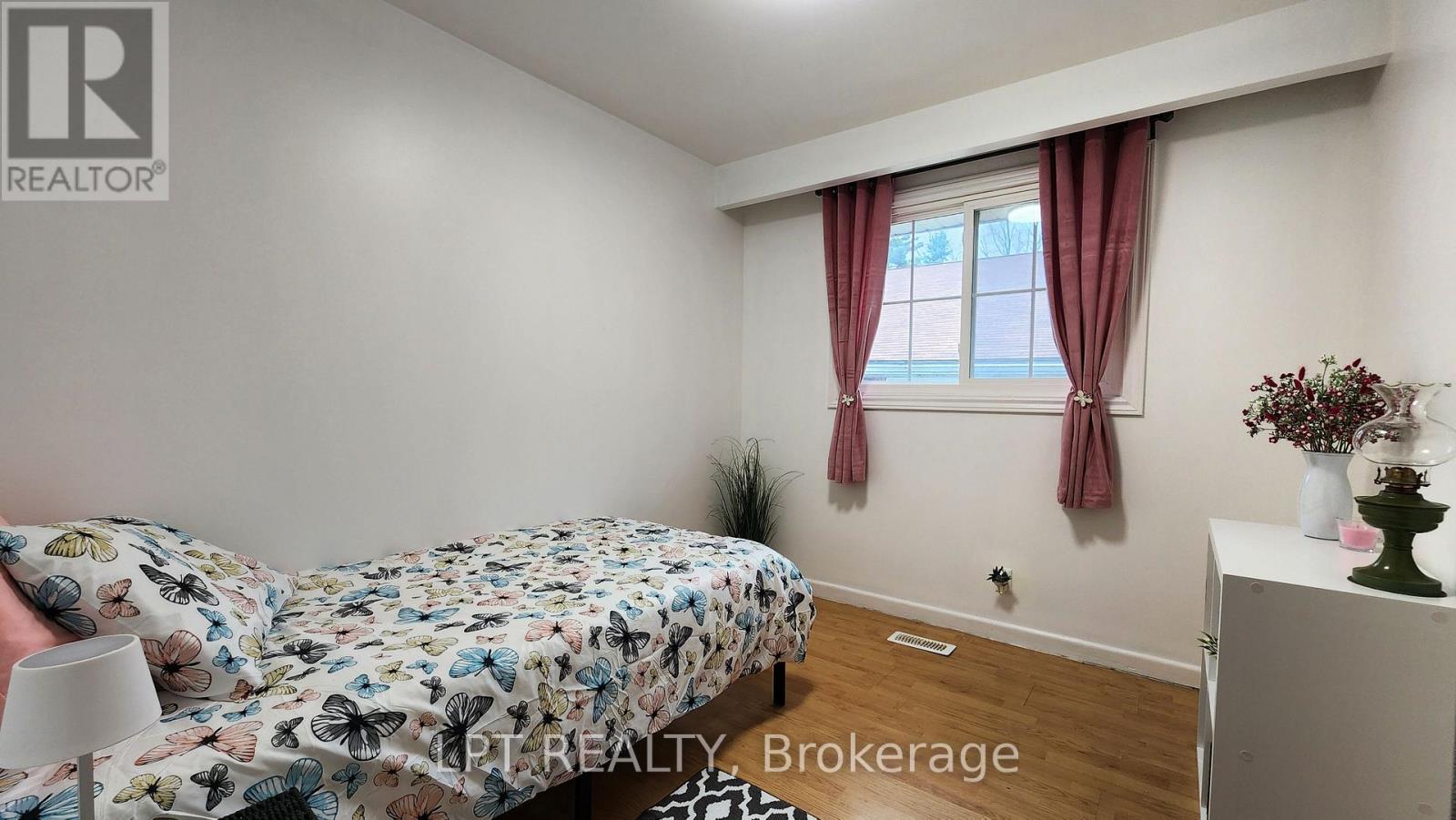 2049 Northern Avenue, Innisfil, Ontario  L9S 1Z4 - Photo 13 - N12536148