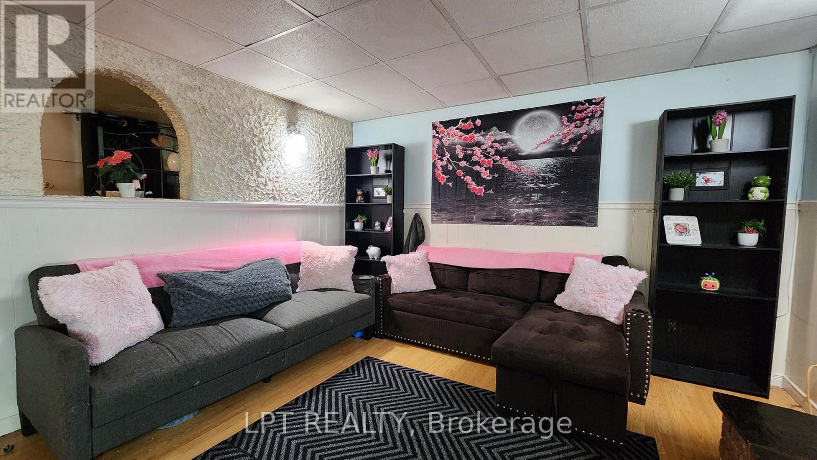 2049 Northern Avenue, Innisfil, Ontario  L9S 1Z4 - Photo 17 - N12536148