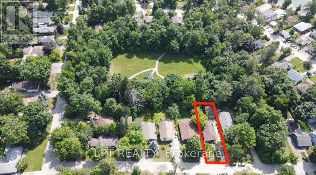 2049 Northern Avenue, Innisfil, Ontario  L9S 1Z4 - Photo 2 - N12536148