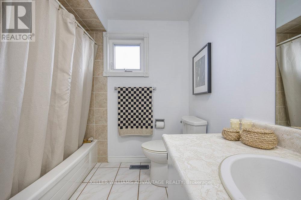 34 Ashmore Crescent, Markham, Ontario  L3R 6T8 - Photo 30 - N12536234