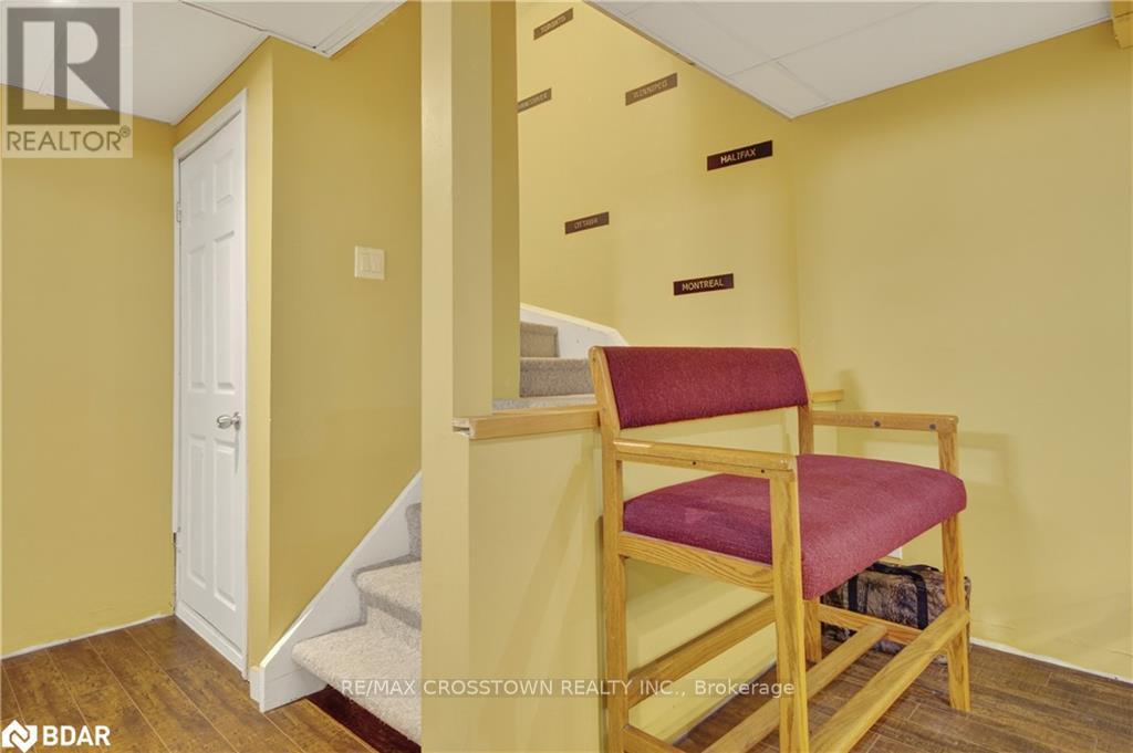 14 Corrie Crescent, Essa, Ontario  L0M 1B3 - Photo 25 - N12536282