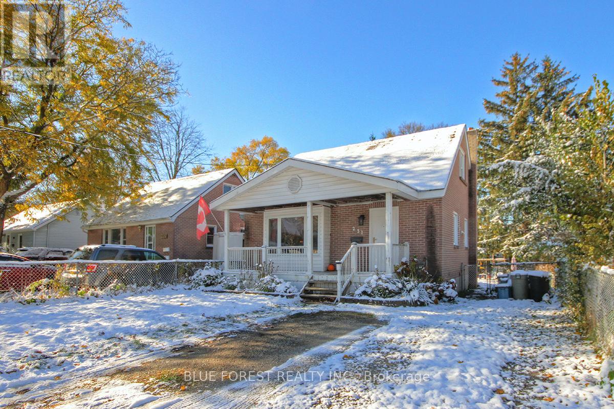 231 Taylor Street, London East, Ontario  N5Y 2J6 - Photo 2 - X12536440