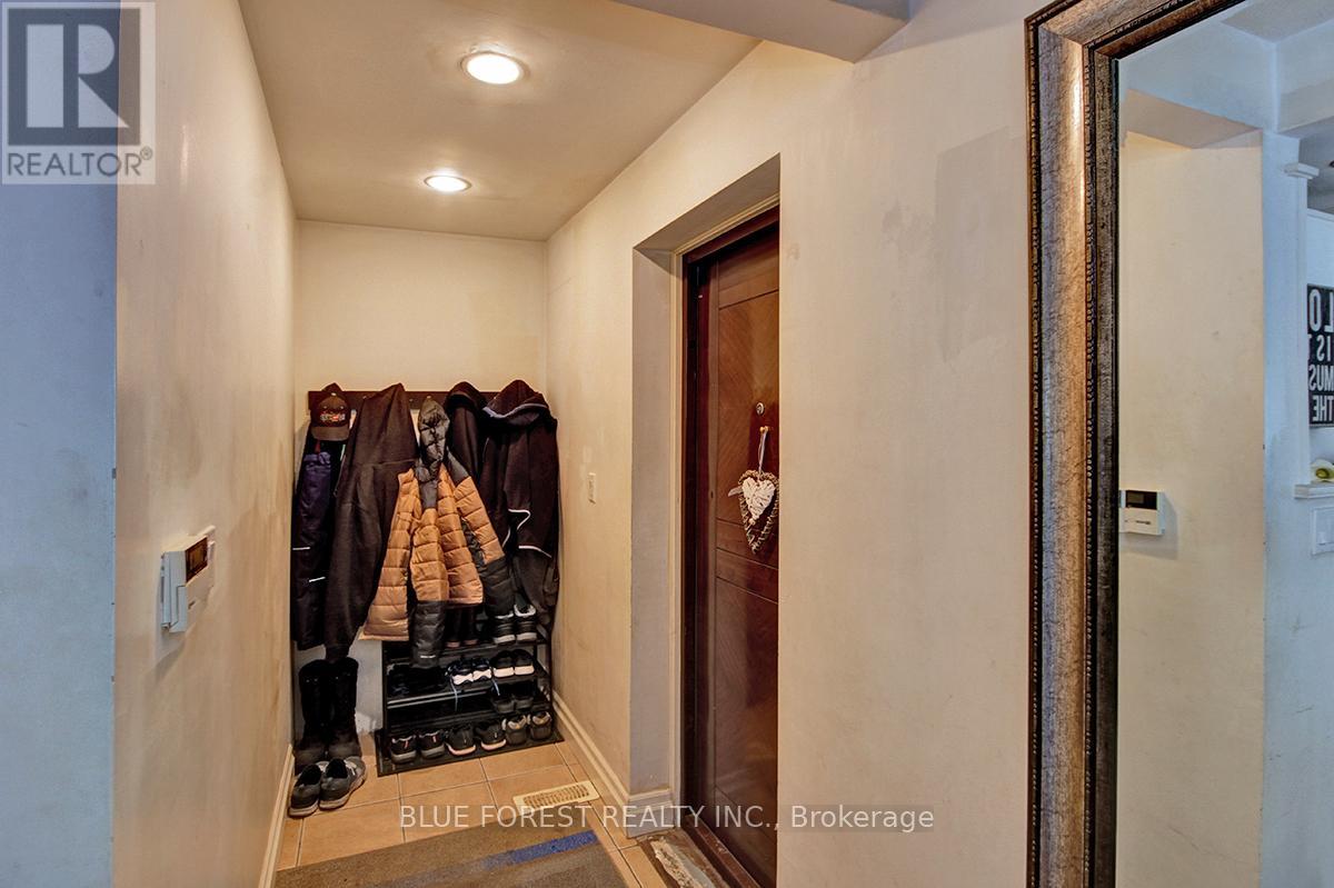 231 Taylor Street, London East, Ontario  N5Y 2J6 - Photo 5 - X12536440
