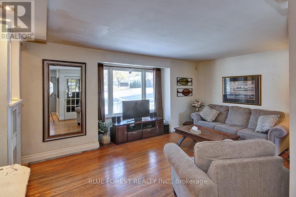 231 Taylor Street, London East, Ontario  N5Y 2J6 - Photo 8 - X12536440