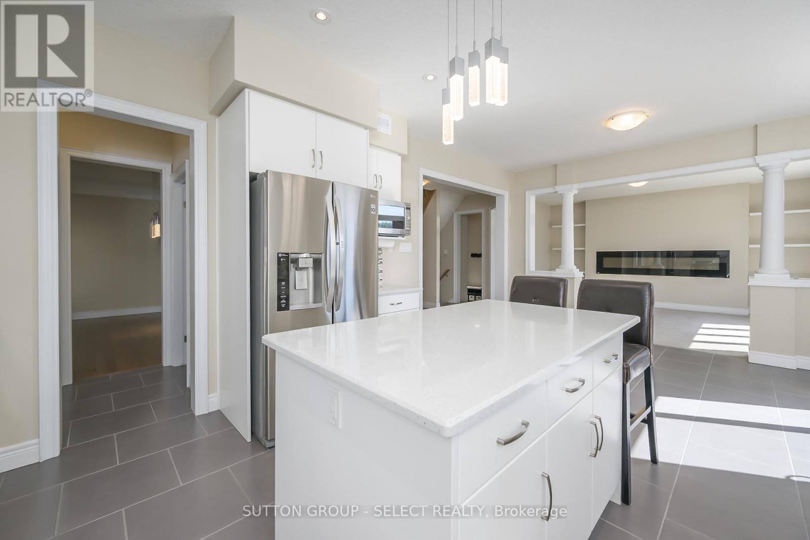 88 Bradwell Chase, London North, Ontario  N6G 0P3 - Photo 13 - X12536444