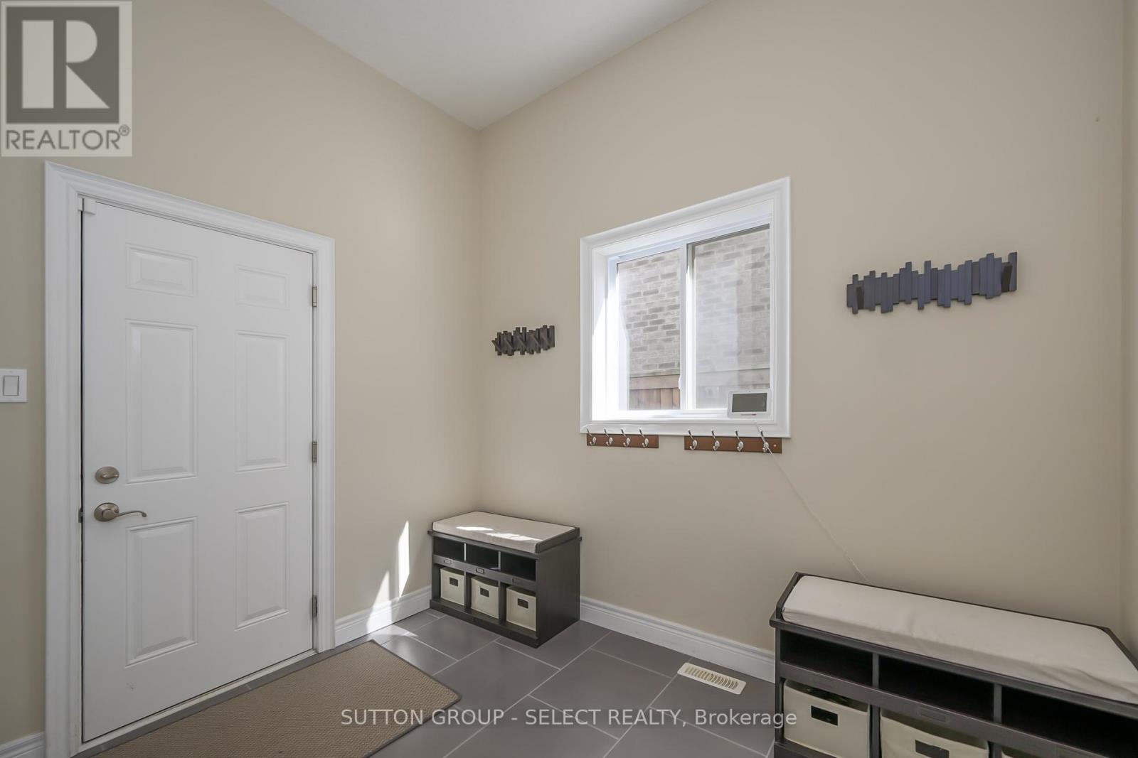 88 Bradwell Chase, London North, Ontario  N6G 0P3 - Photo 19 - X12536444