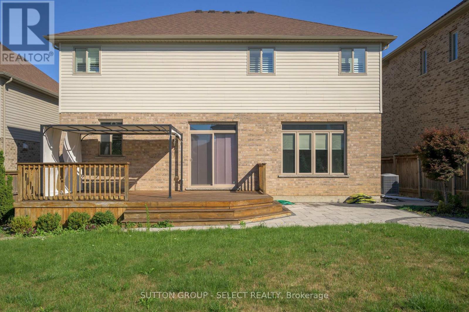 88 Bradwell Chase, London North, Ontario  N6G 0P3 - Photo 46 - X12536444