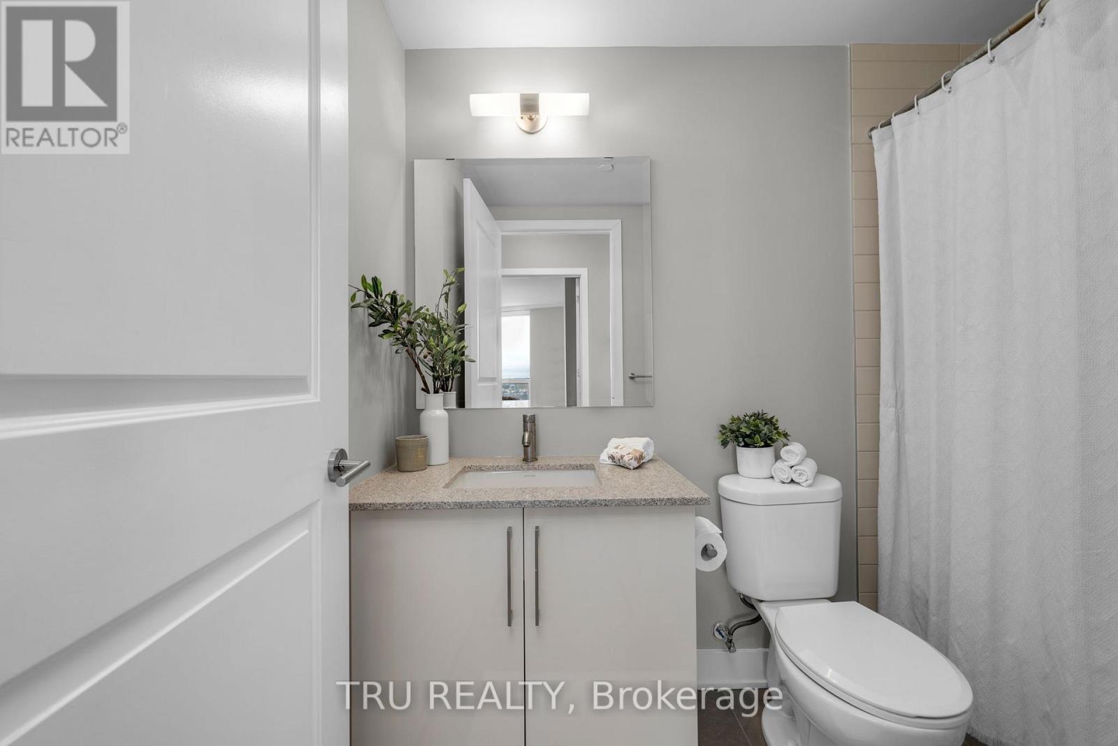 910 - 485 Richmond Road, Ottawa, Ontario  K2A 3W9 - Photo 30 - X12536426