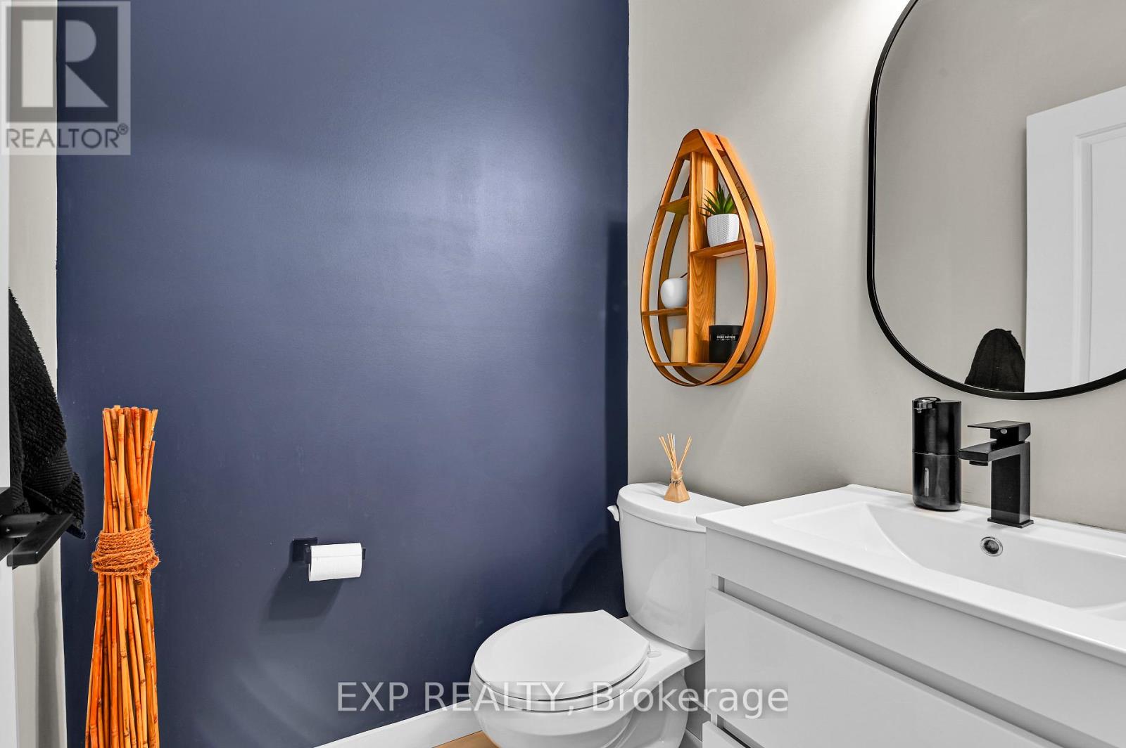 364 Gloaming Crescent, Ottawa, Ontario  K2S 1B6 - Photo 14 - X12536474