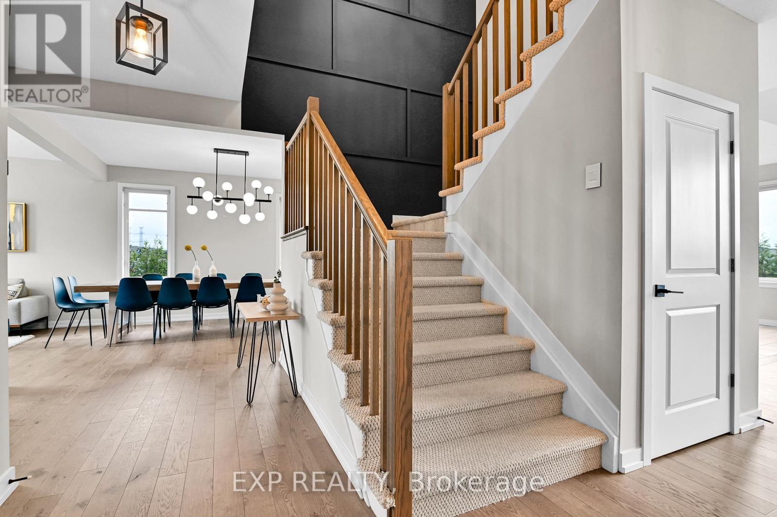 364 Gloaming Crescent, Ottawa, Ontario  K2S 1B6 - Photo 18 - X12536474