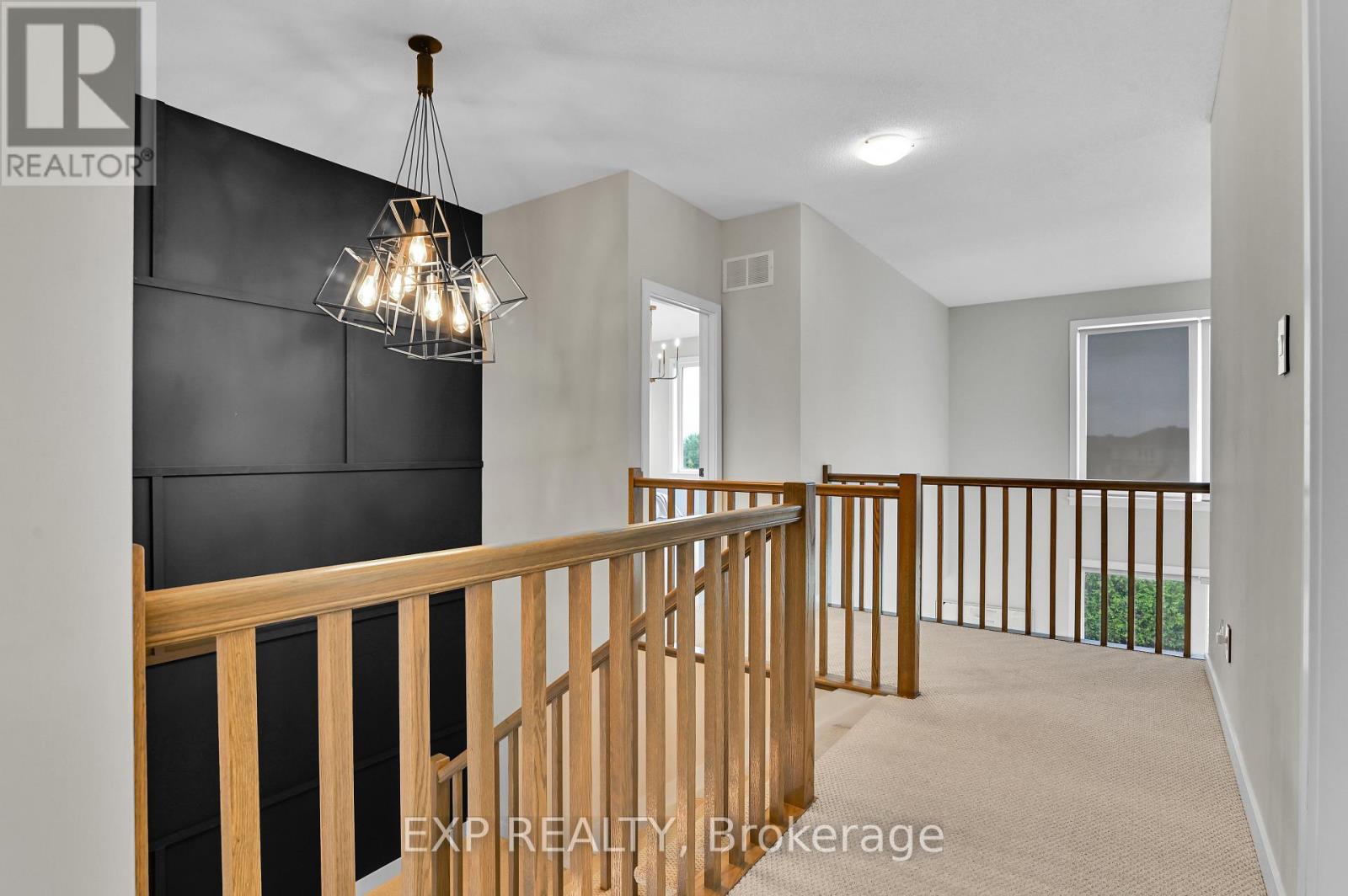 364 Gloaming Crescent, Ottawa, Ontario  K2S 1B6 - Photo 19 - X12536474