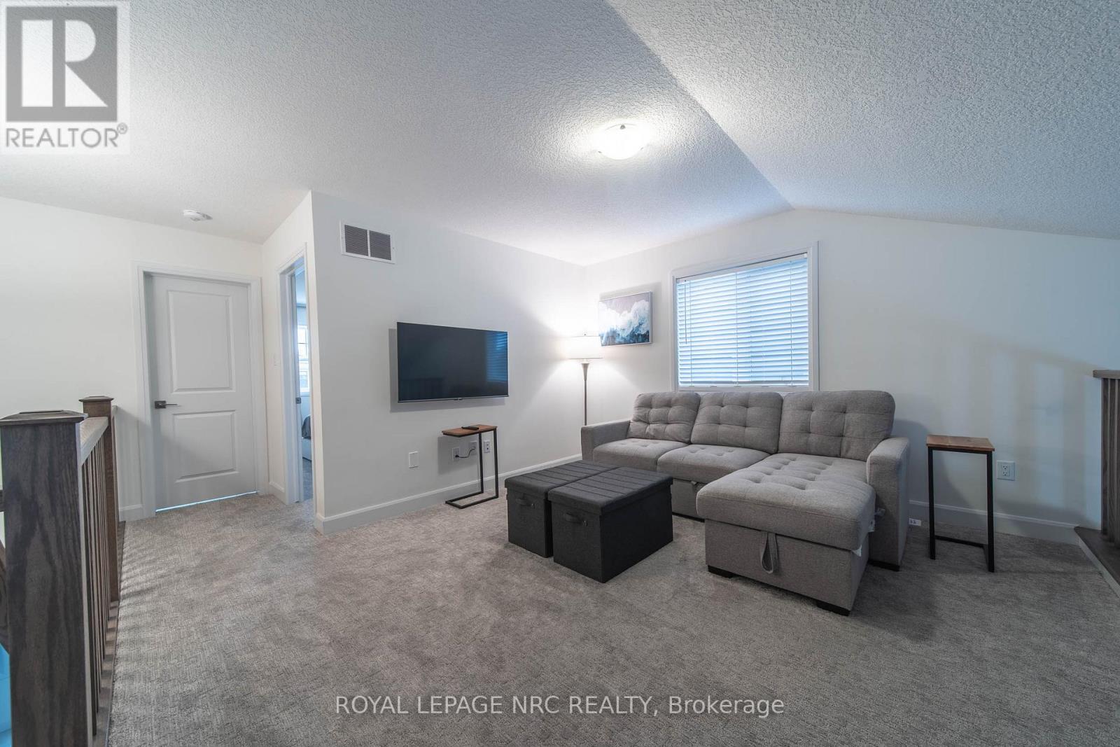 62 Beachwalk Crescent, Fort Erie, Ontario  L0S 1B0 - Photo 13 - X12536488