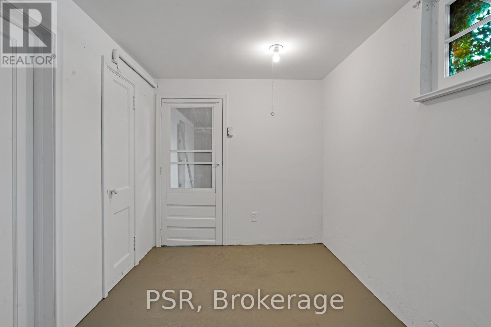 10 Arnold Avenue, Toronto, Ontario  M6N 4M9 - Photo 11 - W12536076