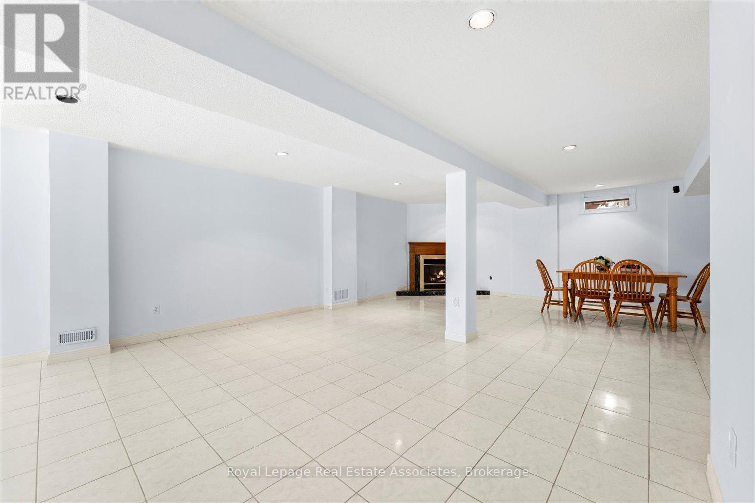 65 Summerfield Crescent, Brampton, Ontario  L6X 4L2 - Photo 23 - W12536098