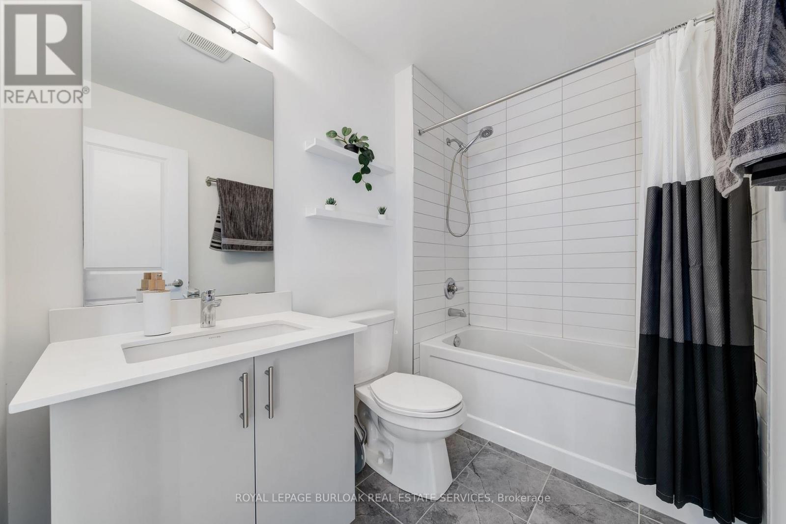 1264 Chee Chee Landing, Milton, Ontario  L9E 1L1 - Photo 20 - W12536108