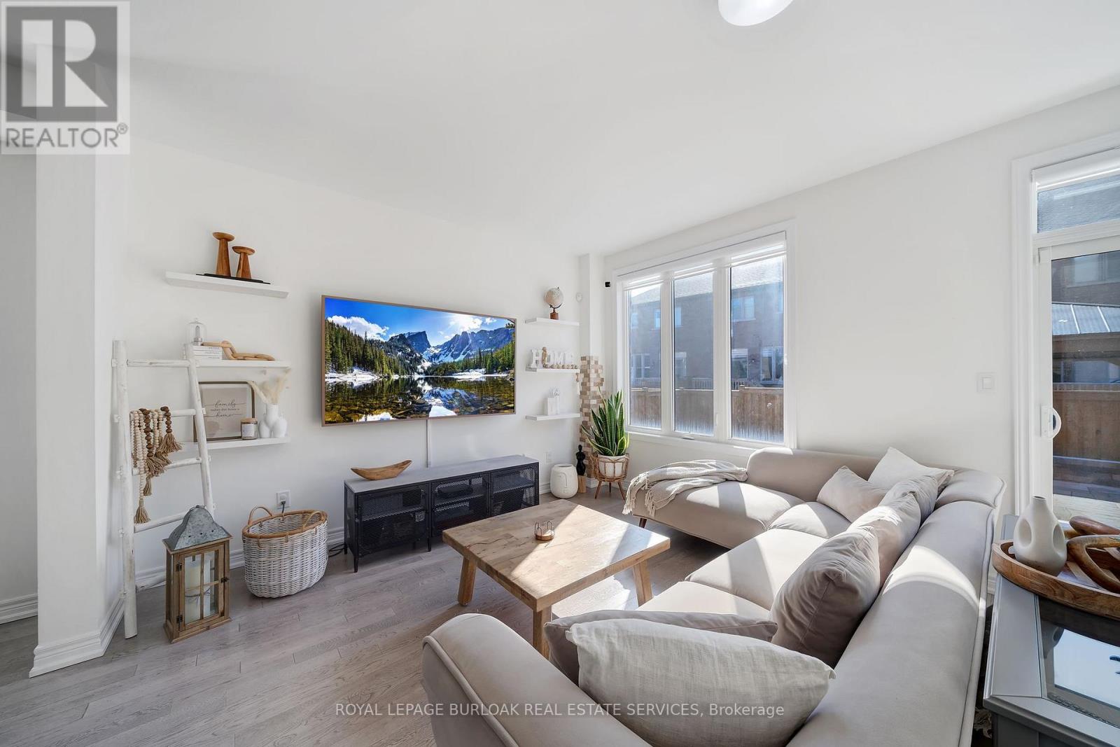 1264 Chee Chee Landing, Milton, Ontario  L9E 1L1 - Photo 9 - W12536108