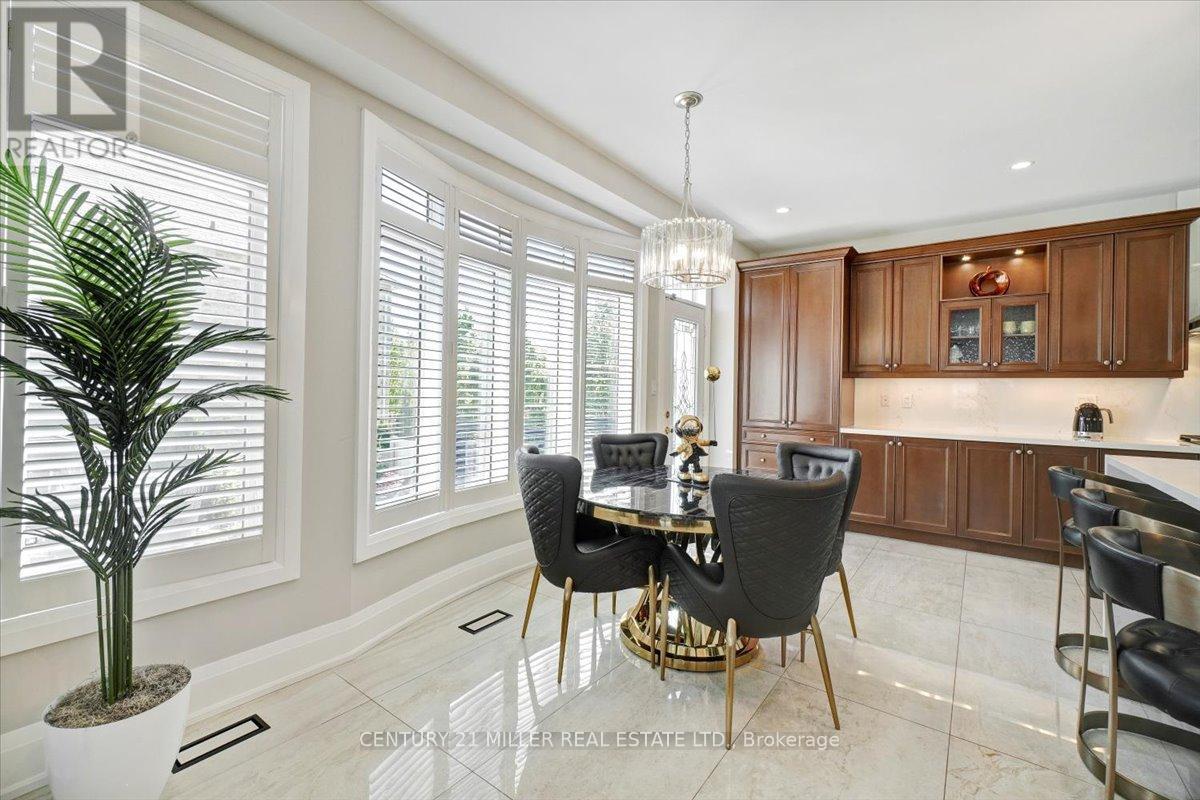 3298 Liptay Avenue, Oakville, Ontario  L6M 0N1 - Photo 16 - W12536142