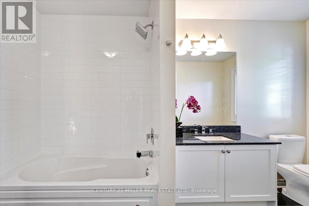 3298 Liptay Avenue, Oakville, Ontario  L6M 0N1 - Photo 29 - W12536142