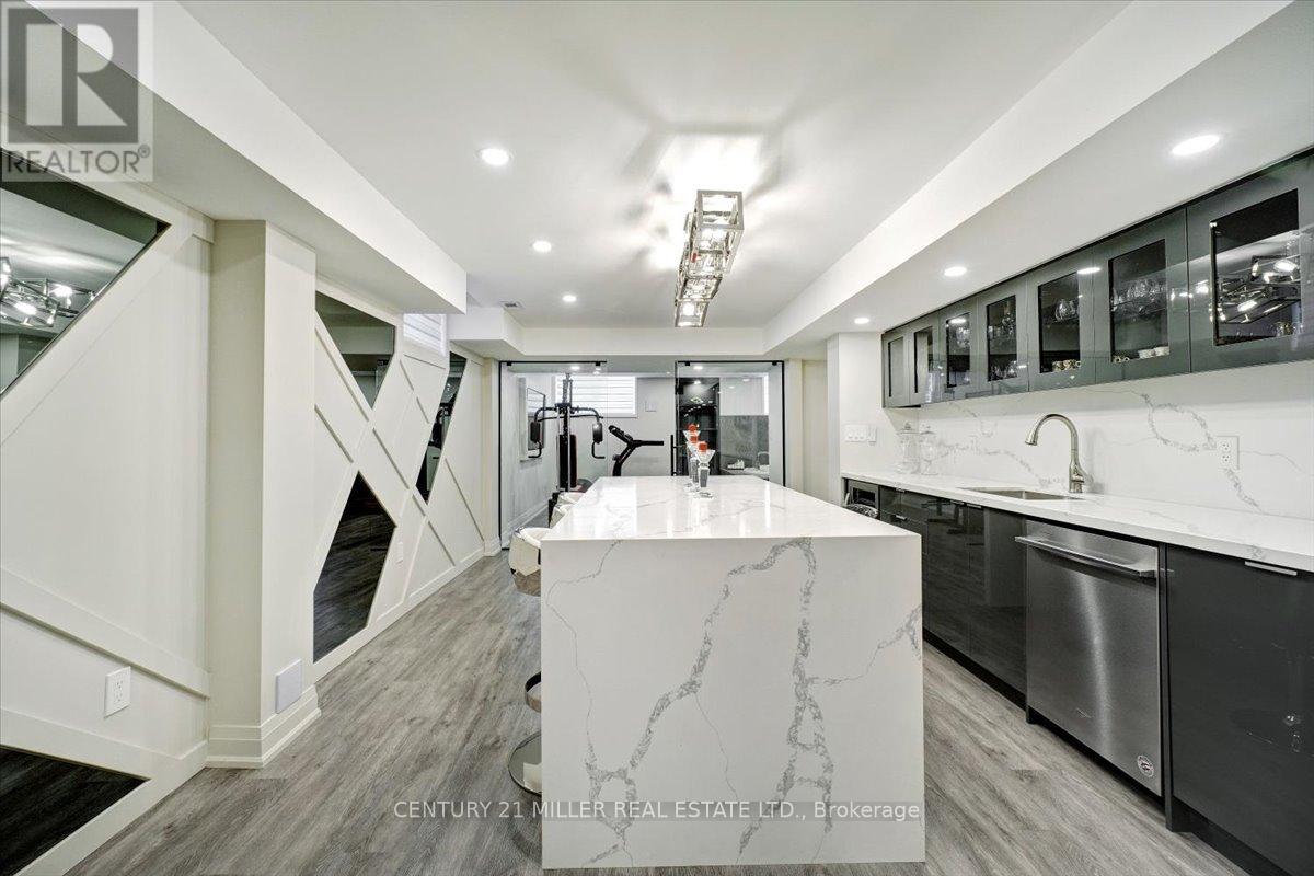 3298 Liptay Avenue, Oakville, Ontario  L6M 0N1 - Photo 33 - W12536142