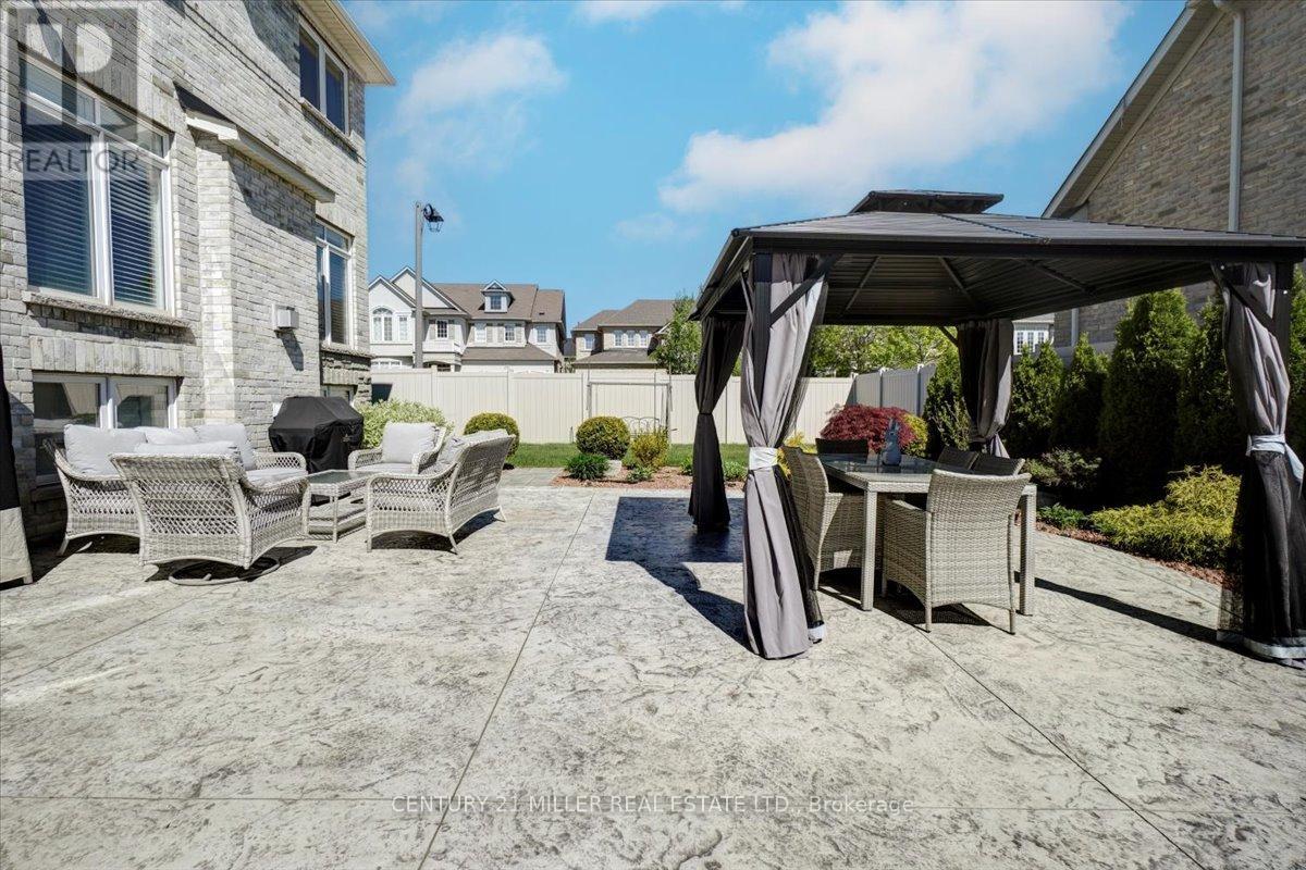 3298 Liptay Avenue, Oakville, Ontario  L6M 0N1 - Photo 43 - W12536142