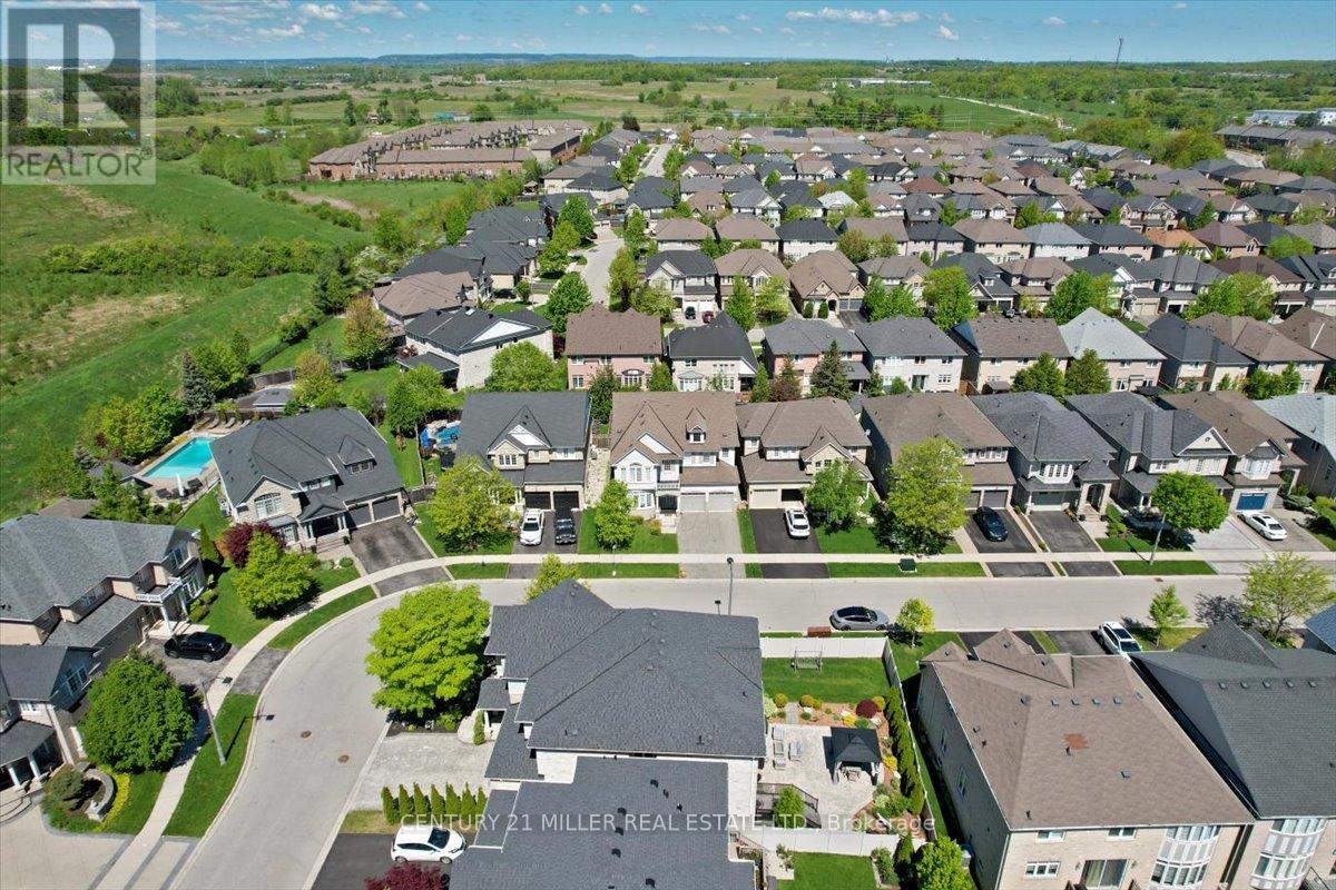 3298 Liptay Avenue, Oakville, Ontario  L6M 0N1 - Photo 49 - W12536142