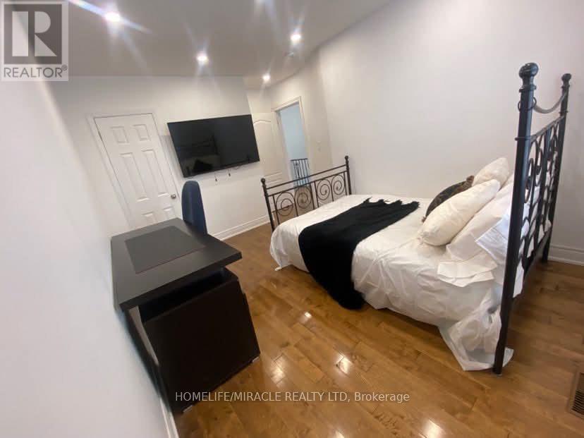 845 Runnymede Road, Toronto, Ontario  M6N 3W1 - Photo 13 - W12536152