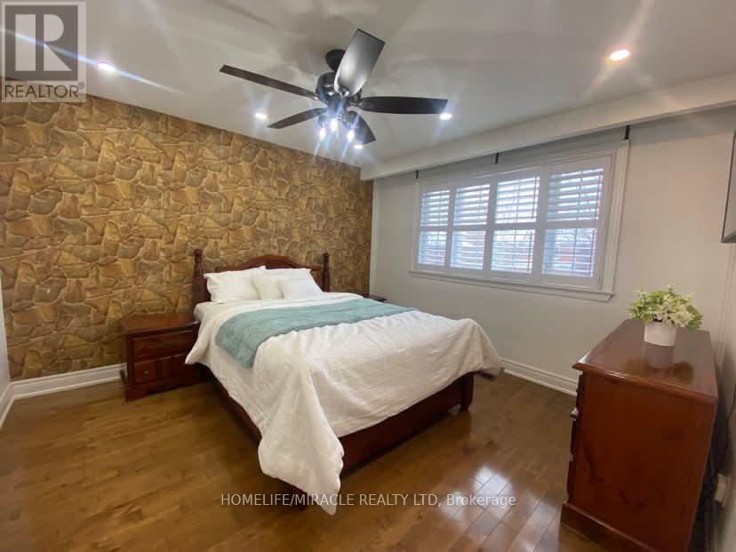 845 Runnymede Road, Toronto, Ontario  M6N 3W1 - Photo 15 - W12536152