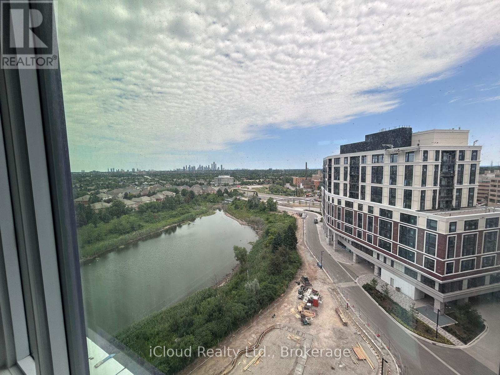 1013 - 2495 Eglinton Avenue W, Mississauga, Ontario  L5M 2T2 - Photo 13 - W12536158