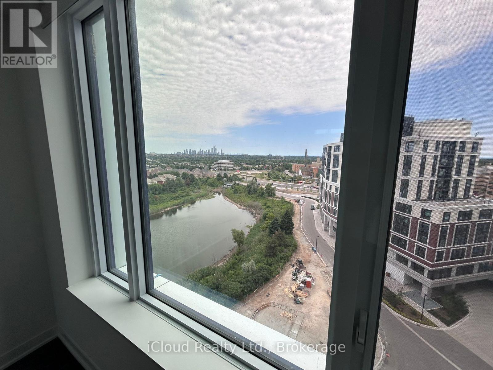 1013 - 2495 Eglinton Avenue W, Mississauga, Ontario  L5M 2T2 - Photo 14 - W12536158