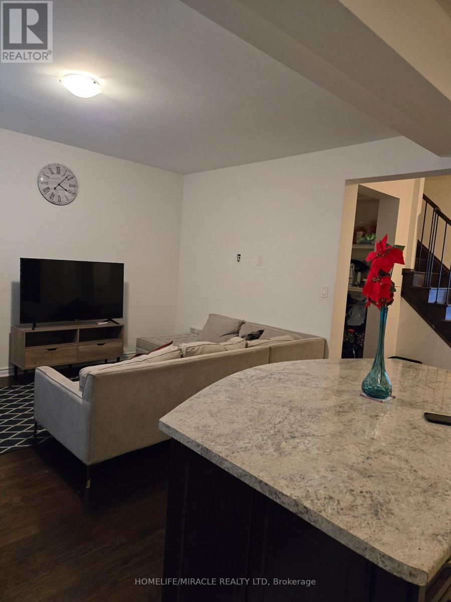 1284 Leger Way, Milton, Ontario  L9E 1C9 - Photo 14 - W12536162