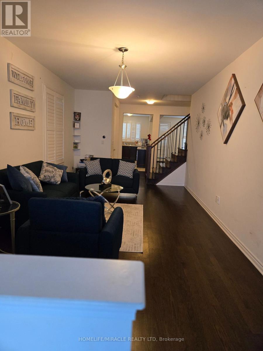 1284 Leger Way, Milton, Ontario  L9E 1C9 - Photo 4 - W12536162