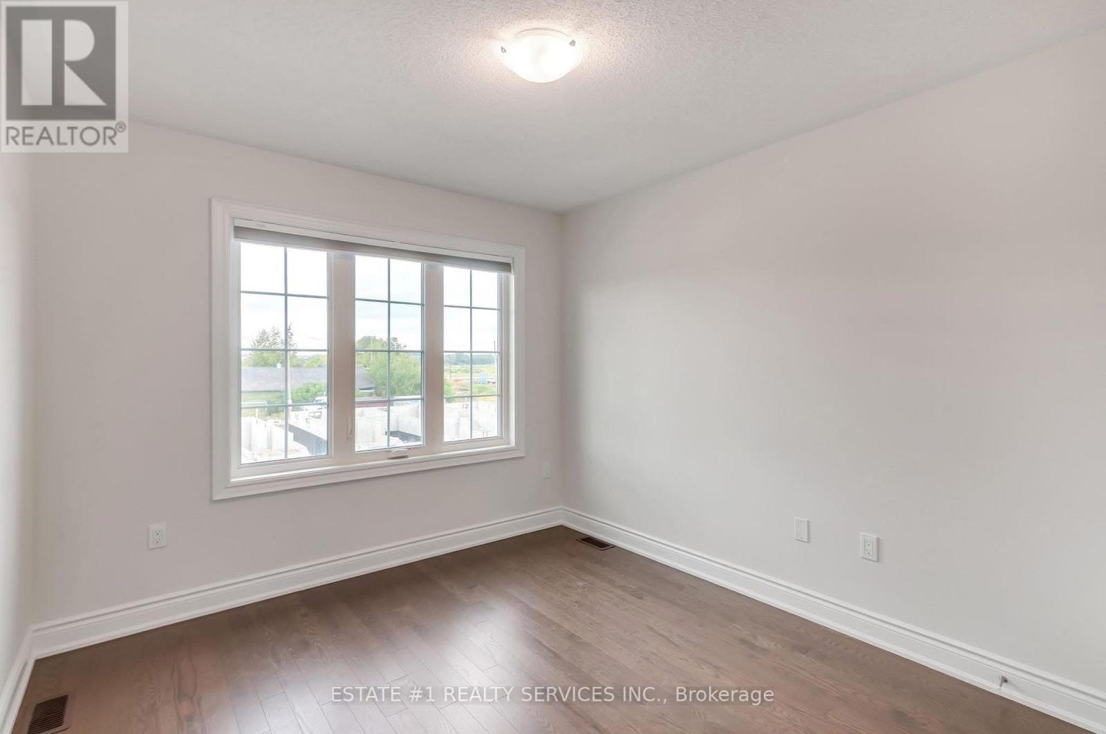 29 Bermondsey Way, Brampton, Ontario  L6Y 0E4 - Photo 18 - W12536206