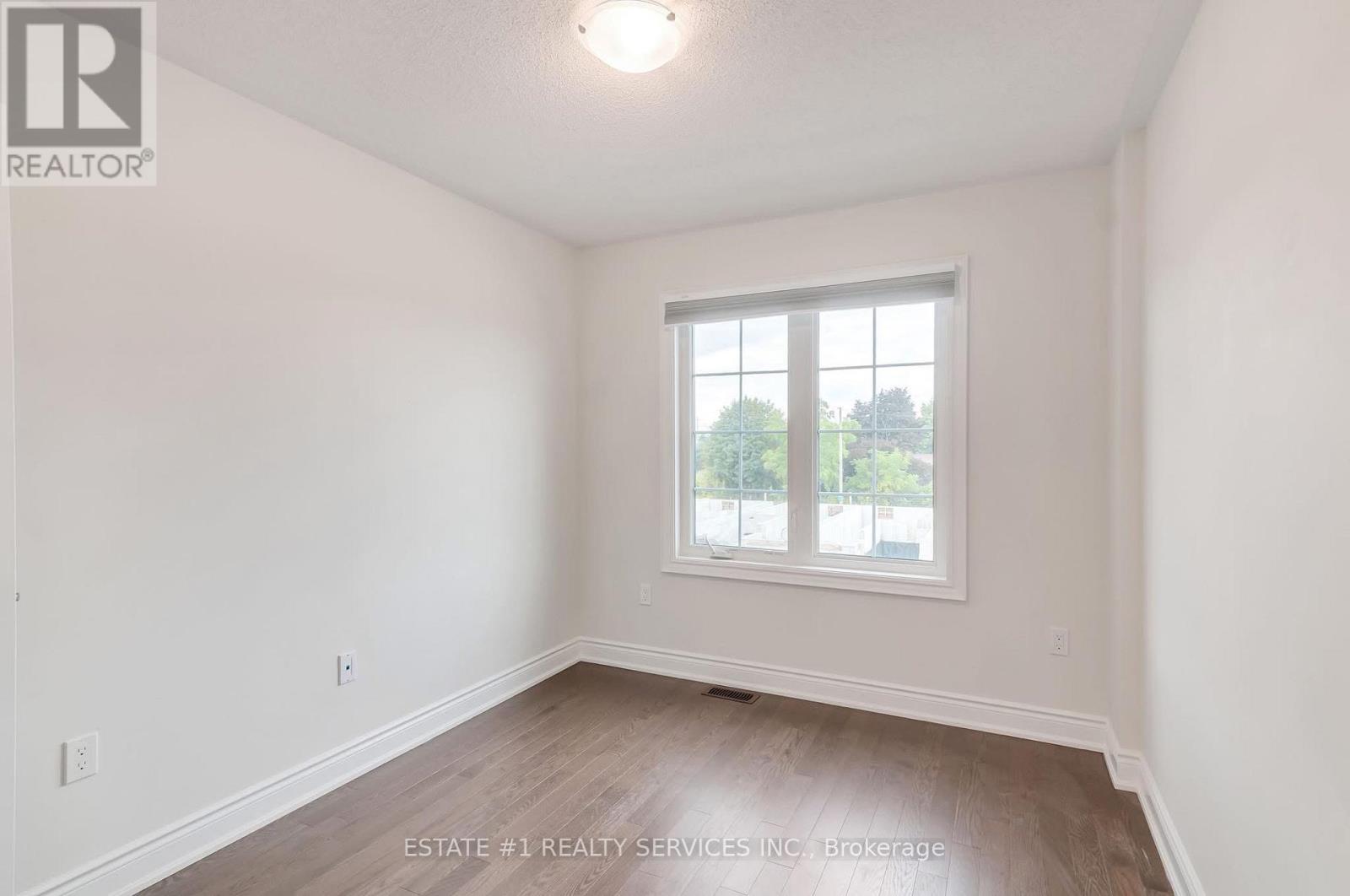 29 Bermondsey Way, Brampton, Ontario  L6Y 0E4 - Photo 19 - W12536206