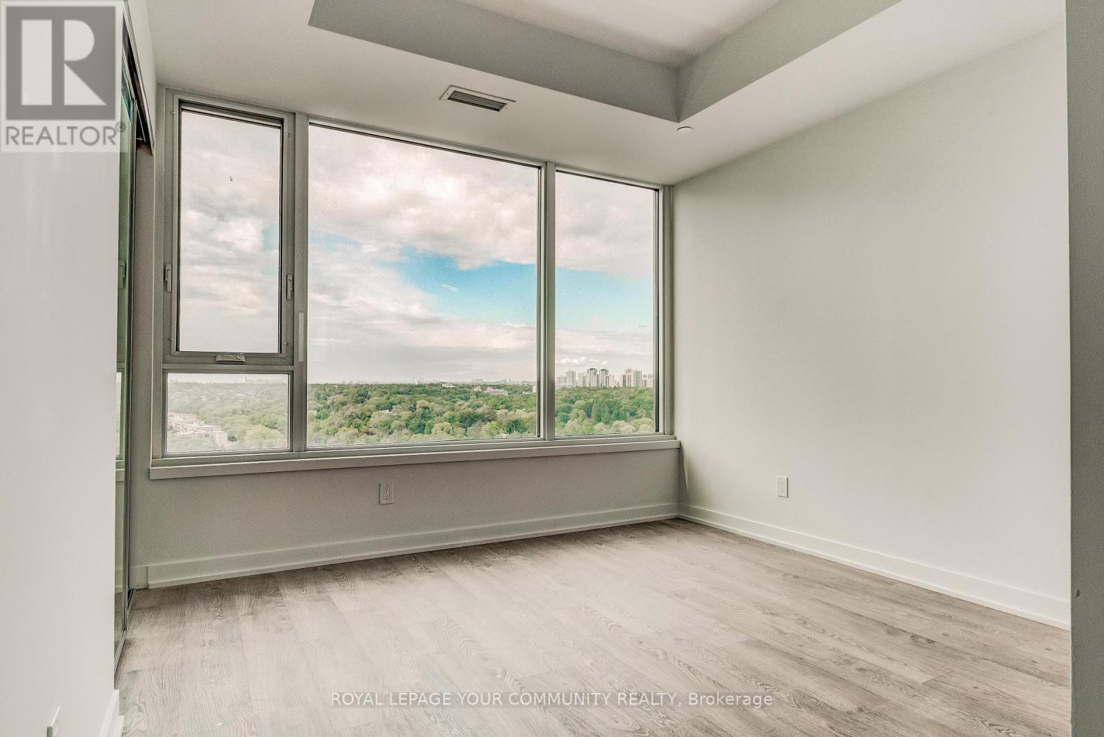 2301 - 1926 Lake Shore Boulevard W, Toronto, Ontario  M6S 1A1 - Photo 13 - W12536208