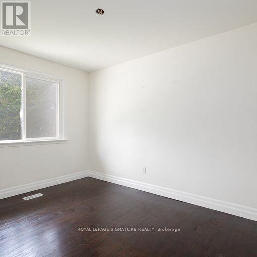 1355 Secord Avenue, Oakville, Ontario  L6L 2K9 - Photo 11 - W12536246