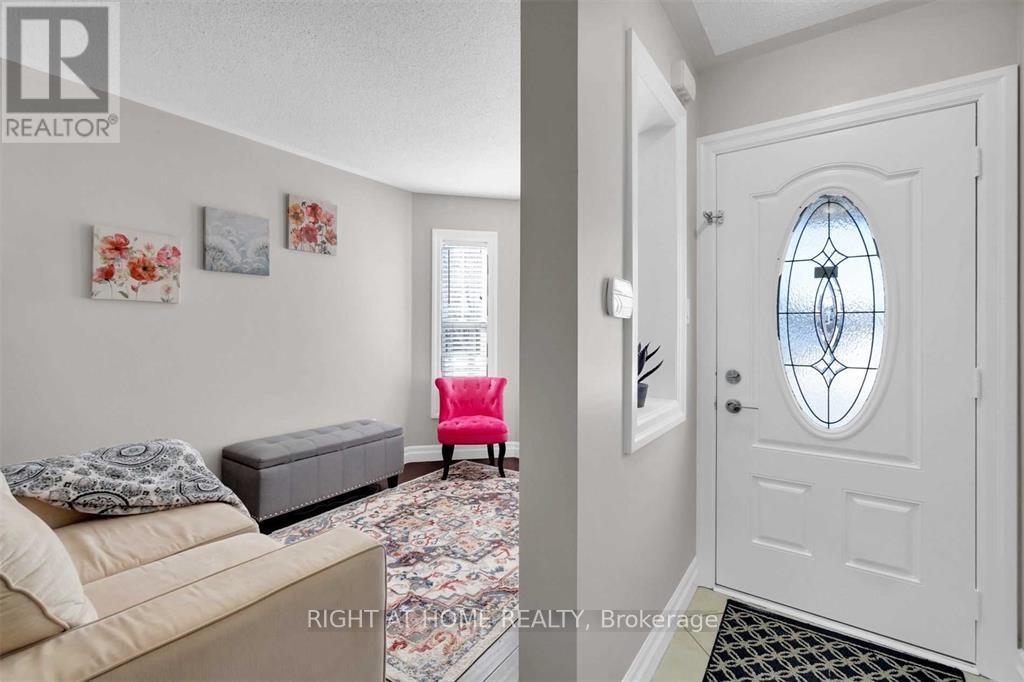 796 Hepburn Road, Milton, Ontario  L9T 0K6 - Photo 3 - W12536316