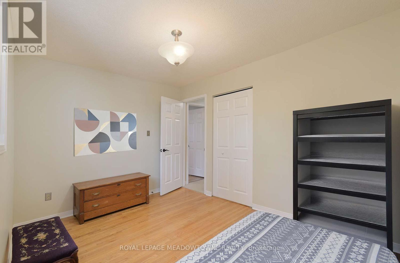 4207 Trapper Crescent, Mississauga, Ontario  L5L 3A7 - Photo 33 - W12536326