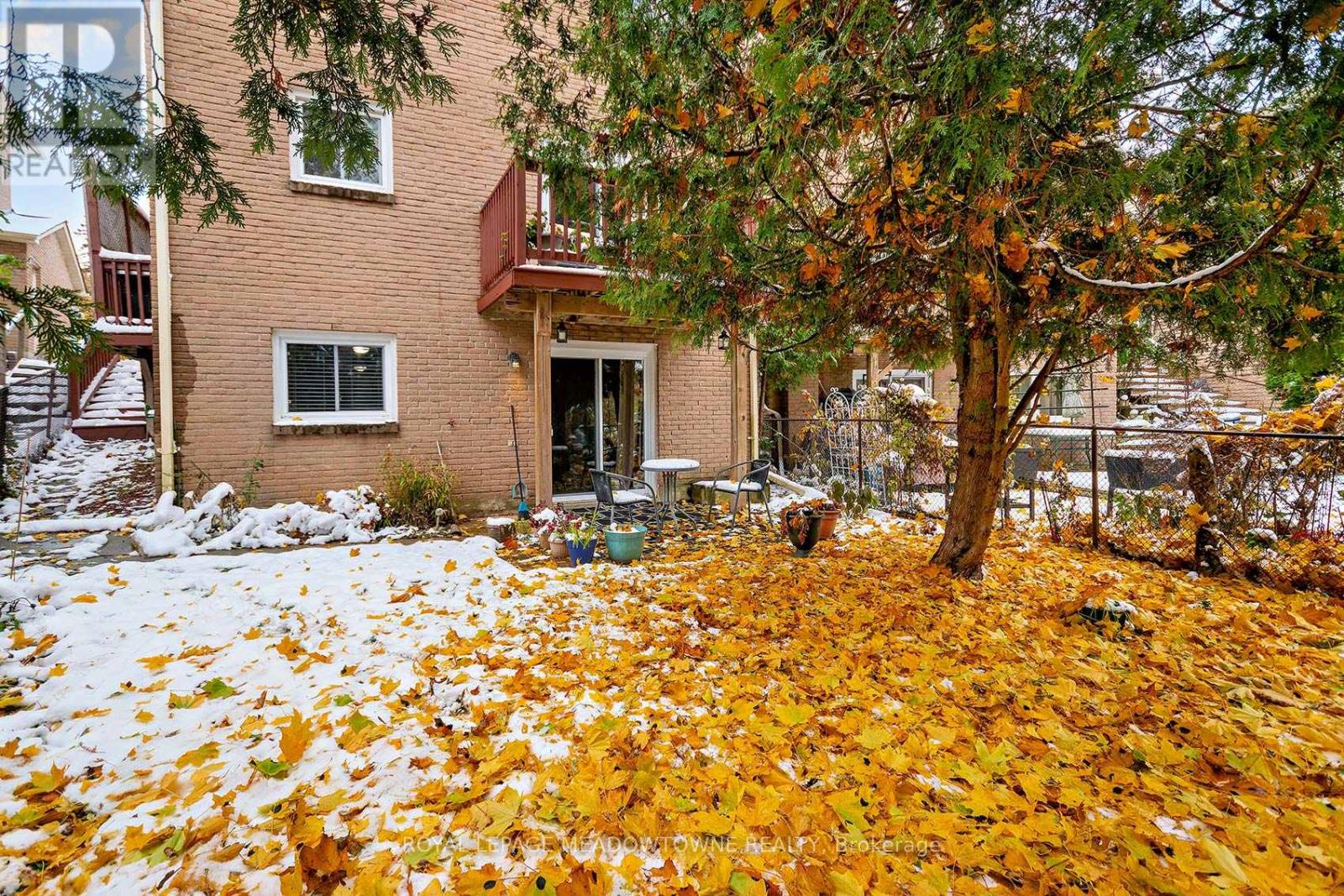 4207 Trapper Crescent, Mississauga, Ontario  L5L 3A7 - Photo 41 - W12536326