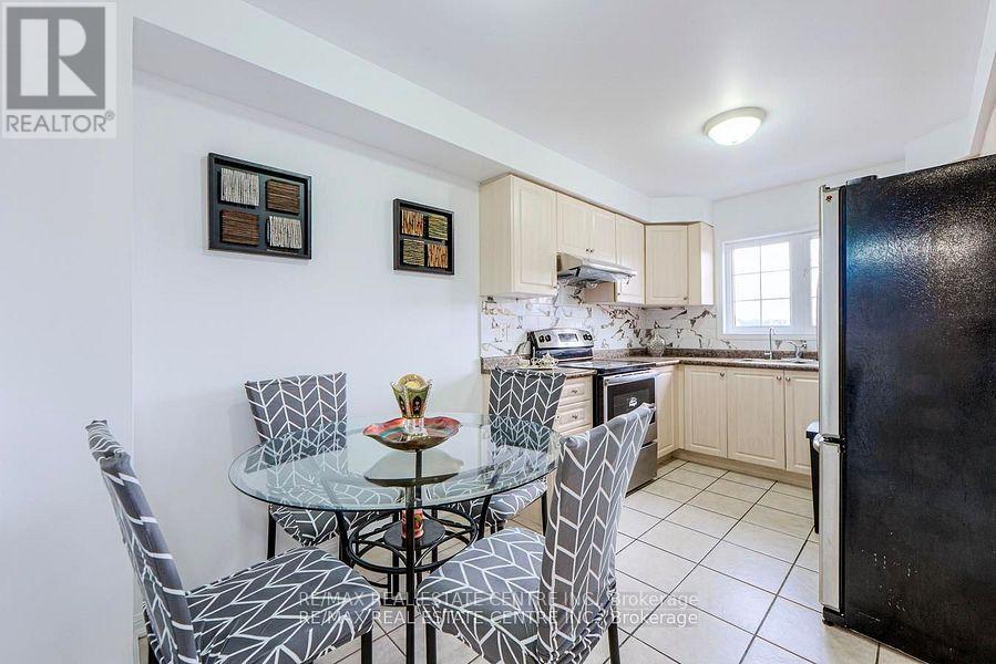 3 - 620 Ferguson Drive, Milton, Ontario  L9T 0M7 - Photo 12 - W12536344