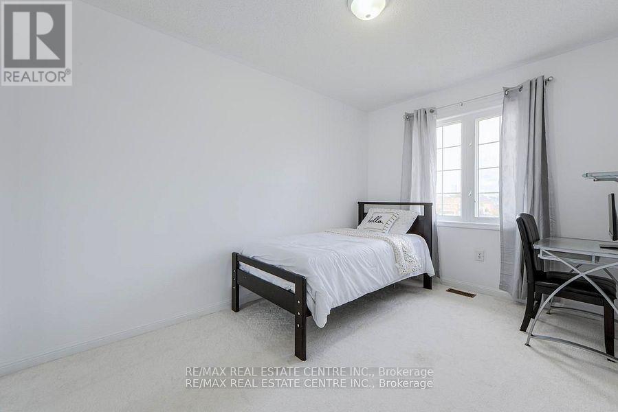 3 - 620 Ferguson Drive, Milton, Ontario  L9T 0M7 - Photo 18 - W12536344